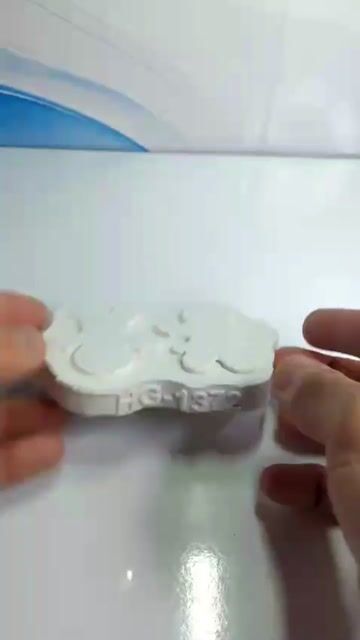 Video de Molde de Silicone Casal Biscoito Natalino Gingerbread para Sabonete Artesanato Lembrancinha Decoração Gesso Biscuit Resina