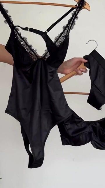 Video de BODY TRICOT BRILLANTE B/FINO C/PUNTILLA NIGHT (PR77104)