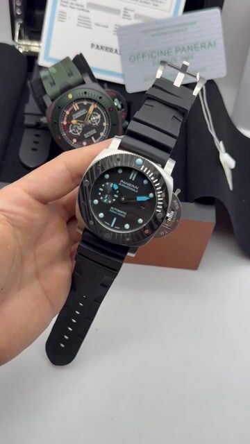 Video de Panerai Submersible 47mm - AÇO/MOSTRADOR PRETO - SILICONE