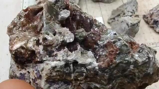 Video de Lote Exclusivo de 8 Piezas: Fluorita con Calcita (2 lbs)