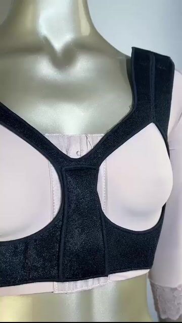 Vídeo de Faixa Estabilizadora Para Prótese De Mama Modelle Skin