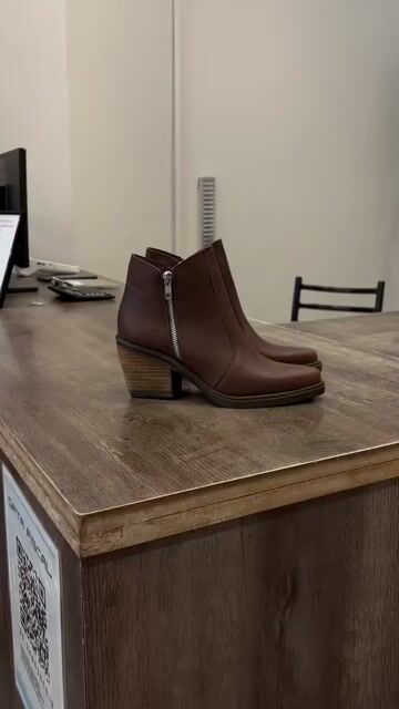 Video de SOLEMNIA SHOES