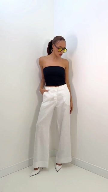Video de Calça Wide Leg De Linho