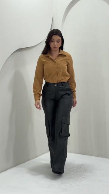 Vídeo de Camisa Kiara Veludo Cotelê