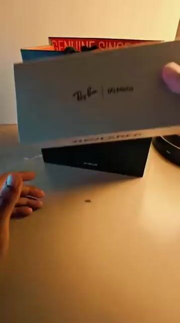 Vídeo de Óculos Inteligente Ray-Ban Meta Wayfarer Gen 2 – Preto Brilhante com Lentes G-15 Green