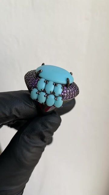 Vídeo de Anel Maxi Turquesa Azul e Zircônias Lilás Ródio Negro | Equus Noir