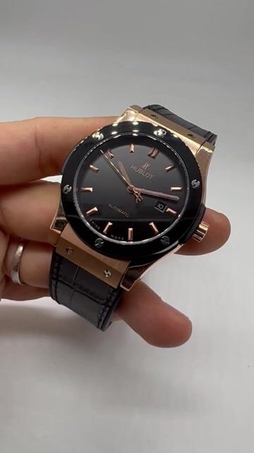 Video de Hublot Classic Fusion 45mm - AÇO ROSE/MOSTRADOR PRETO - SILICONE E COURO