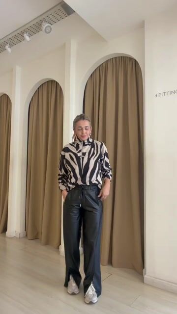 Video de Pantalón Símil Cuero Malabia