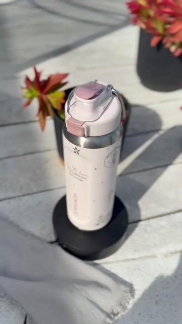 Video de BOTELLA STANLEY THE WELLSPRING BOTTLE| 710 ml - ORIGINAL - FULL GRABADO PERSONALIZADO
