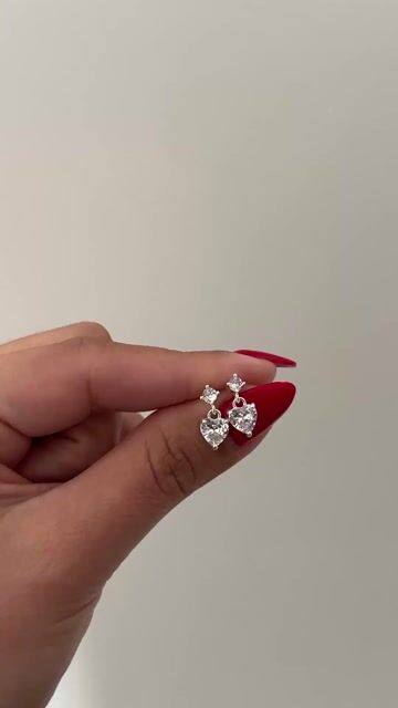 Video de Aros cúbic redondo y corazón