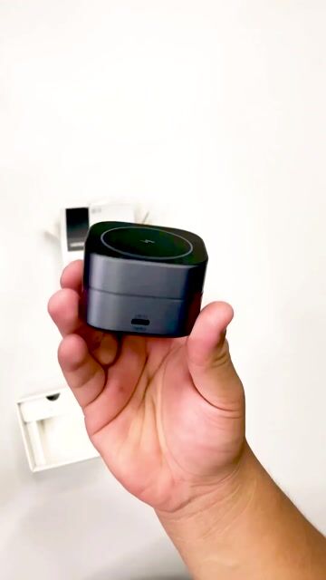 Video de Cargador Inalámbrico Magnético Ugreen 2en1 Carga Rápida 20w