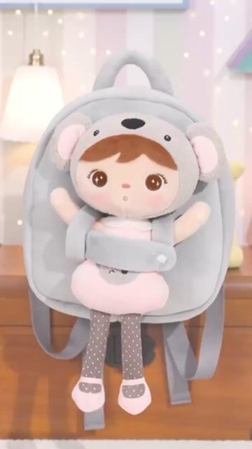 Video de METOO DOLL - MOCHILA COM BONECA 30CM KEPPEL FLORESTA KOALA