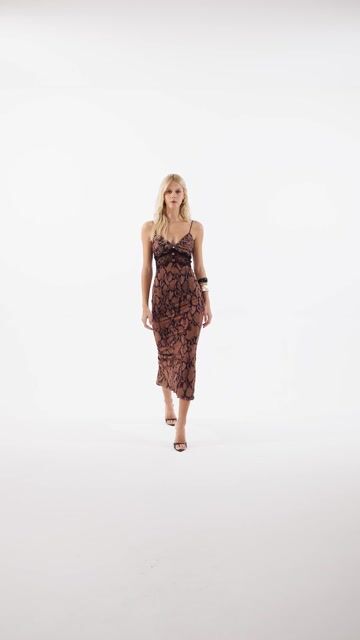 Video de VESTIDO TULE ESTAMPADO DETALHE RENDA