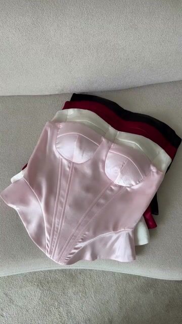 Vídeo de Blusa Corset Bojo Satin