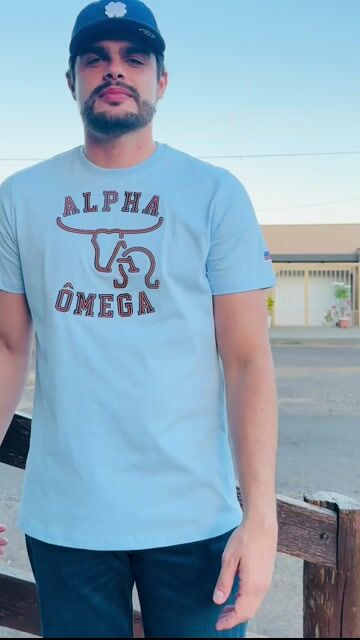 Vídeo de ALPHA E ÔMEGA