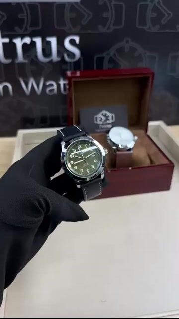 Video de Longlux Automatic 43mm - AÇO/MOSTRADOR VERDE - COURO