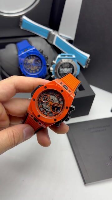Video de Hublot Big Bang Magic 44mm - AÇO LARANJA/MOSTRADOR SKELETON - SILICONE