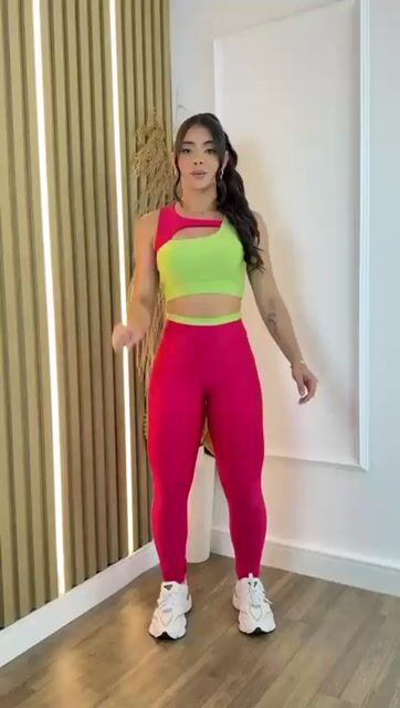 Video de Conjunto de Calça e top com Bojo Removivel