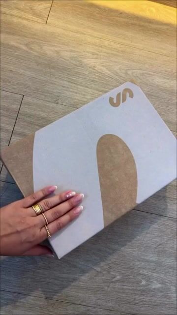 Video de SCARPIN NUDE SALTO CUNHA