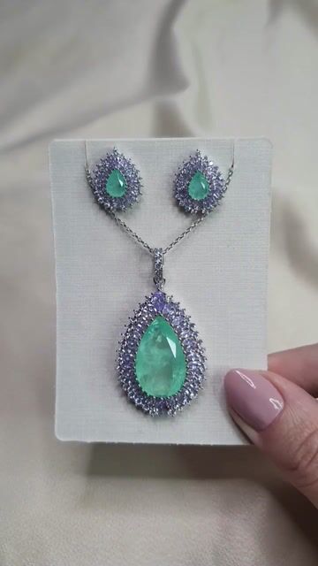 Video de Conjunto Gota Cravejada Fusion Greenery e Tanzanita no Banho de Ródio Branco.