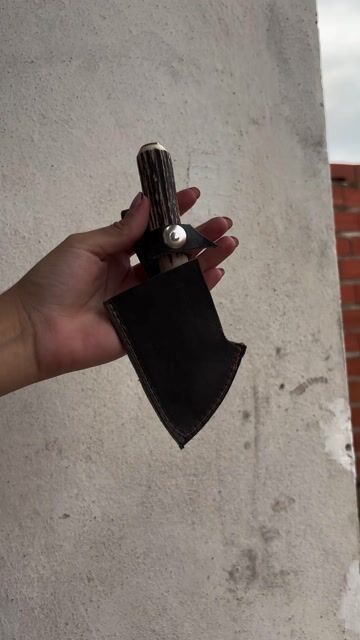 Video de Cuchillo Ayax asta