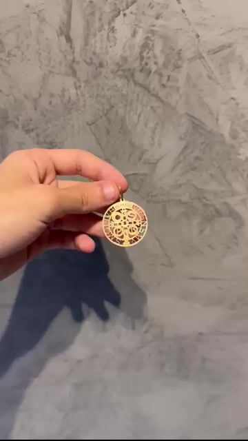 Video de Pingente São Bento Vazado