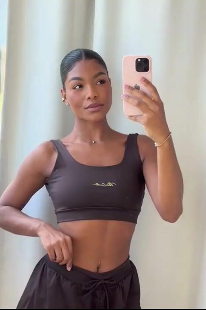Vídeo de VITORIA CARVALHO MODA FITNESS
