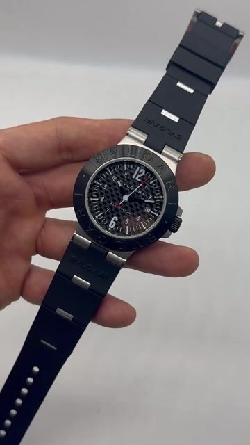 Video de Bvlgari Aluminium 40mm - AÇO/MOSTRADOR PRETO - SILICONE