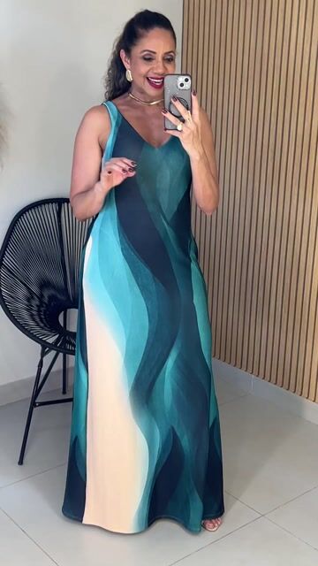 Vídeo de Vestido Longo Fenda Lateral Júlia Est. 1