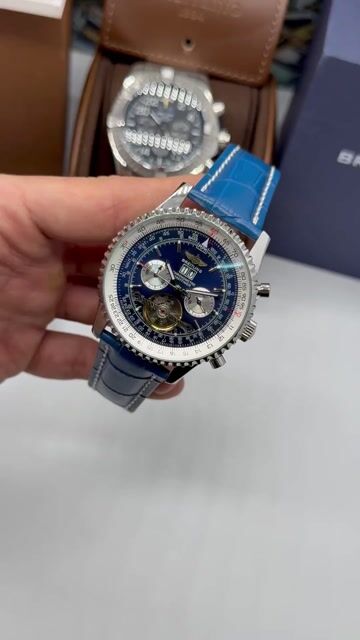 Video de Breitling Navitimer Tourbillon 42mm - AÇO/MOSTRADOR AZUL - COURO