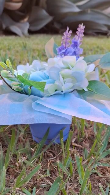 Vídeo de Mini Bouquet de Roupinhas Nuvem