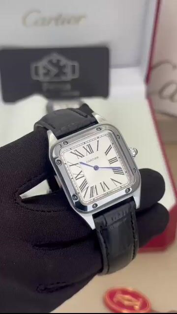 Video de Cartier Panthère 30mm - AÇO/MOSTRADOR BRANCO - COURO