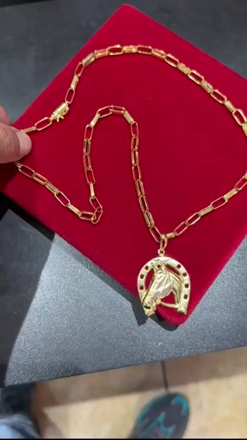Video de Cordão e pingente cartie 5mm banhado a ouro