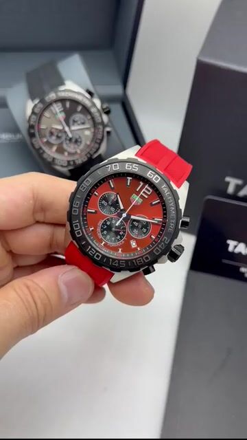 Video de TAG Heuer Fórmula 1 42mm - AÇO/MOSTRADOR VERMELHO - SILICONE