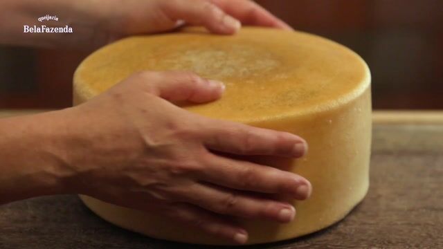 Vídeo de Soberano Reserva — Queijo Maturado Bela Fazenda – Aprox. 120g