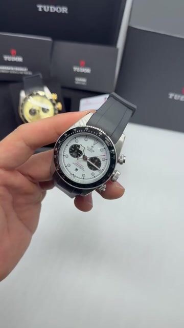 Video de Tudor Black Bay Chrono 41mm - AÇO/MOSTRADOR BRANCO - SILICONE
