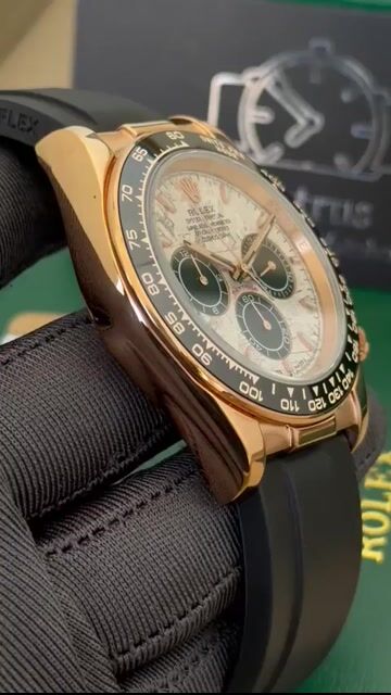 Video de Daytona 40mm - AÇO DOURADO/MOSTRADOR BRANCO - SILICONE