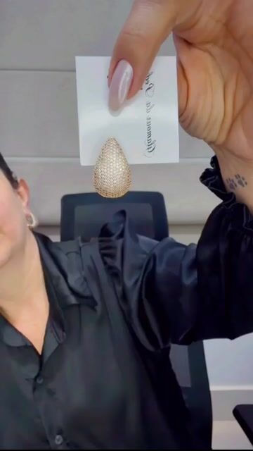 Video de Brinco Antonella de Zircônia