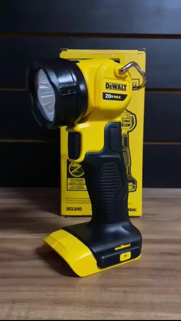 Vídeo de LANTERNA DE LED 20V MAX DCL040 DEWALT