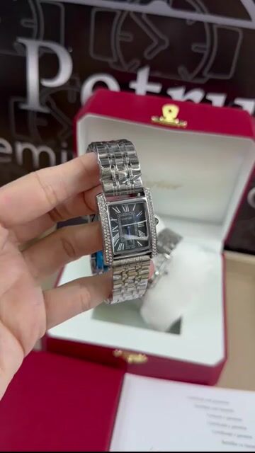 Video de Cartier Tank Américaine 25mm - AÇO/MOSTRADOR PRETO