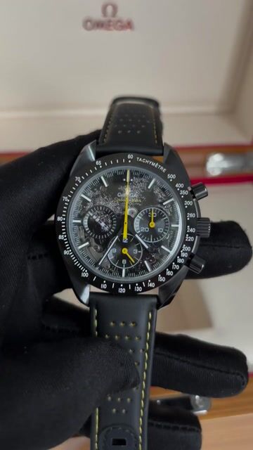 Vídeo de RELOGIO OMEGA SPEEDMASTER DARK SIDE OF THE MOON APOLLO 8 SUPER C