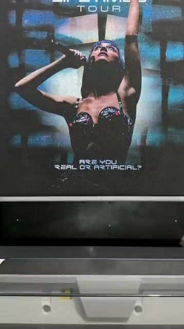 Video de Remera Katy Perry Lifetimes Tour Are You Real