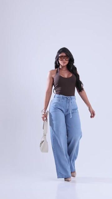 Vídeo de LUNAY'S JEANS