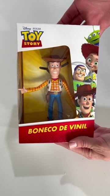 Video de Boneco Vinil Woody Toy Story Colecionável