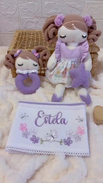 Vídeo de Kit de Boneca e Acessórios Estela
