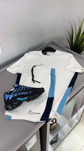 Vídeo de CONJUNTO NIKE - NK REF 35