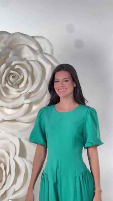 Vídeo de VESTIDO MIDI BELLA