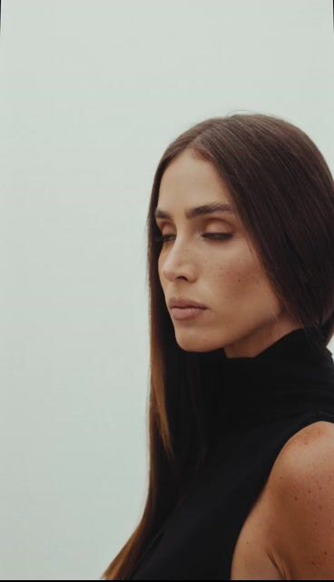 Video de CONJUNTO FLUIDO BLUSA/CALÇA CONNIE