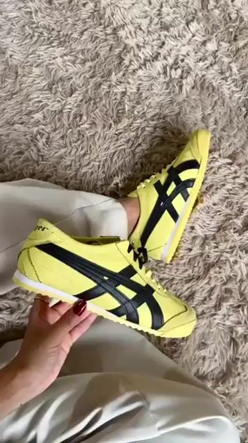 Video de TENIS ONTG AMARELO COURO