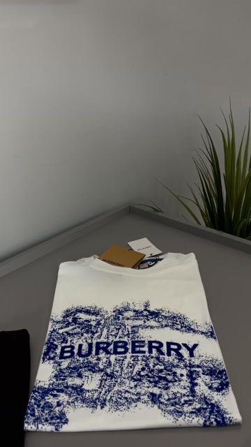 Vídeo de CAMISETA BURBERRY- REF 356 BRANCA